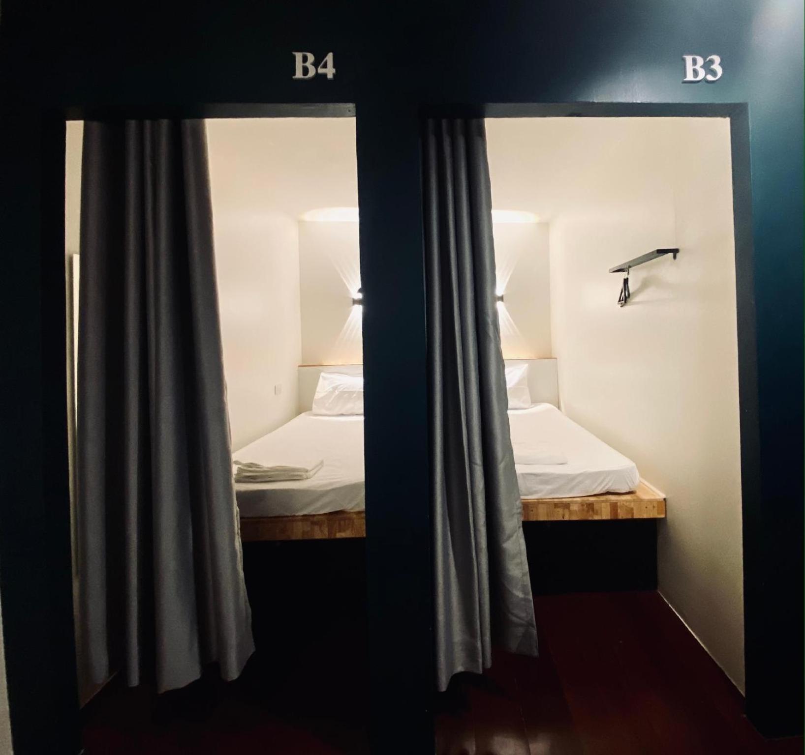Forgotten Hostel Silom Бангкок Экстерьер фото